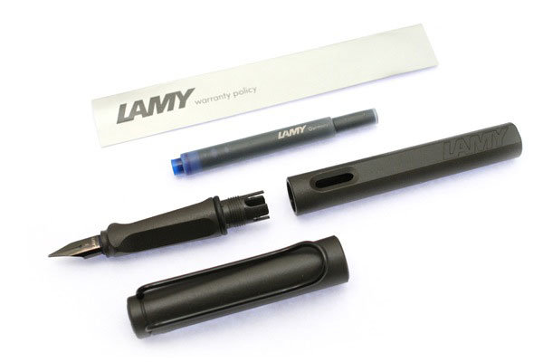 Перьевая ручка Lamy safari, умбра Перьевая ручка Lamy safari, умбра